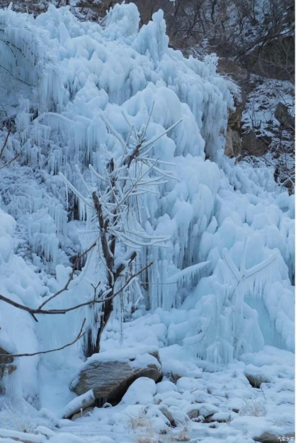 開著漢Ev去探訪京郊大山裡的貝加爾湖! 開著漢Ev去探訪京郊大山裡的貝加爾湖!