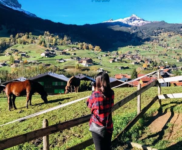 天堂一樣的小鎮,抬頭就能看到雪山,低頭就是牛羊 天堂一樣的小鎮,抬頭就能看到雪山,低頭就是牛羊