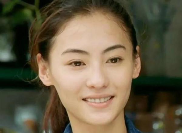 黎明為追她送豪車，陳小春對她無微不至，張柏芝三胎生父是誰？