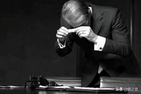 美國使館間諜案：海軍陸戰隊倒在克格勃裙下，破壞性是歷史上最大