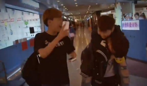 《變形計》裡與李宏毅打架,14歲輟學的陳佩雯,如今卻整容過度? 《變形計》裡與李宏毅打架,14歲輟學的陳佩雯,如今卻整容過度?