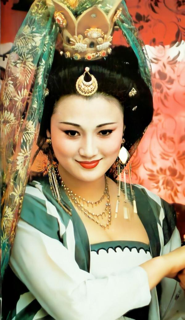 增重30斤出演楊貴妃，她還能美得讓我“心神盪漾”