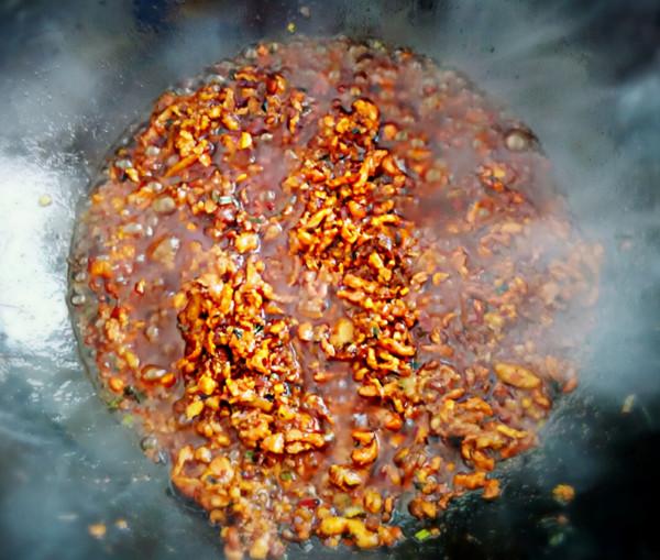 炸醬麵,炸的是什麼醬?記住3點,醬香濃郁,鹹鮮不膩,味兒正宗 炸醬麵,炸的是什麼醬?記住3點,醬香濃郁,鹹鮮不膩,味兒正宗