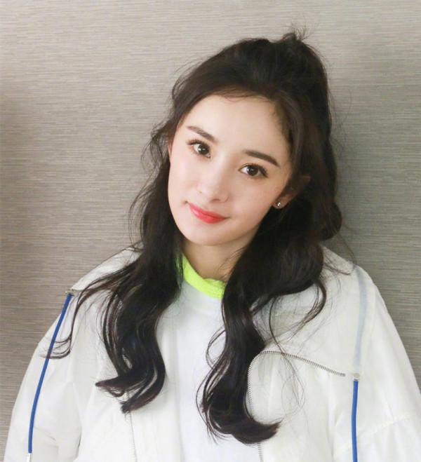 娛樂圈40年審美變遷，為什麼再也沒有李嘉欣這樣的大美人了？