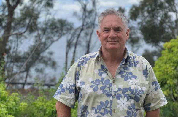 時隔22年，澳洲再次發現罕見的“粉紅手魚”，有“手”還會走