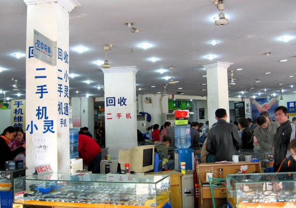 為什麼很多人寧願買二手手機也不買新機?懂行人這麼分析… 為什麼很多人寧願買二手手機也不買新機?懂行人這麼分析…