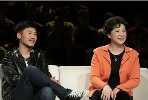 8位不靠父母的星二代,有演技有作品,最大的43歲,最小的24歲 8位不靠父母的星二代,有演技有作品,最大的43歲,最小的24歲