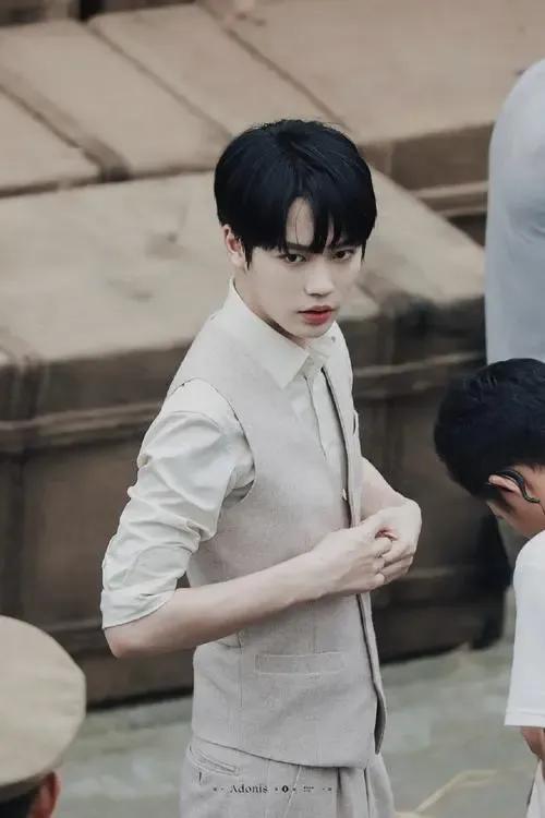 剛剛看了一見傾心大結局,劇中的兩個人讓我心疼,意難平 剛剛看了一見傾心大結局,劇中的兩個人讓我心疼,意難平