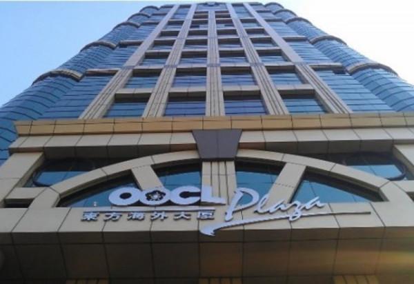 周凱旋：李嘉誠獨寵29年，幫助李嘉誠狂賺千億，她到底有多牛？