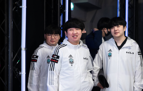 小組賽選手分均傷害Top10:八人已晉級八強,RNG佔兩名 小組賽選手分均傷害Top10:八人已晉級八強,RNG佔兩名