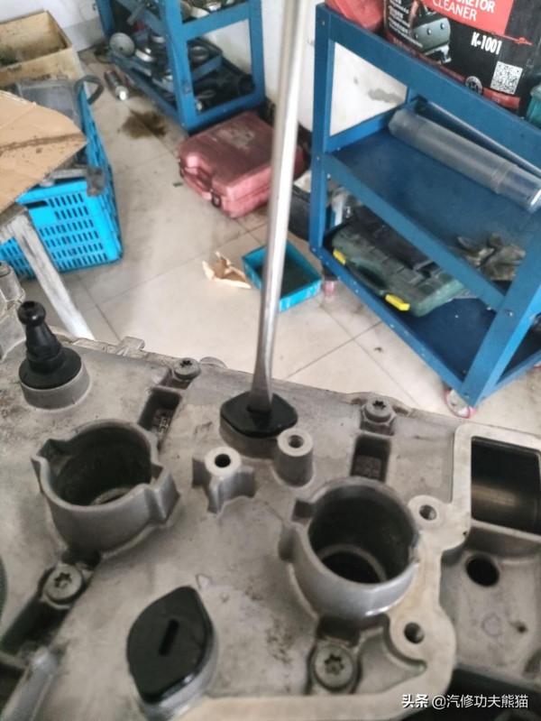 上海大眾途觀燒機油的無奈，換過五個廢氣閥三個透氣壺，今朝解決