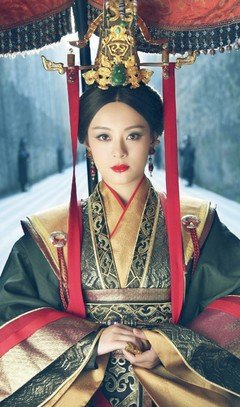 十部收視率過百億的古裝電視劇，趙麗穎上榜四部，不愧是收視女王