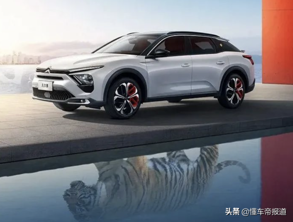 懂車週報|萬億“寧王”高調進軍換電市場、李想開炮懟團車 懂車週報|萬億“寧王”高調進軍換電市場、李想開炮懟團車