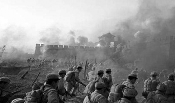 沙家店戰役，毛主席離戰場只20裡，興奮地說：我看胡宗南怎麼交待