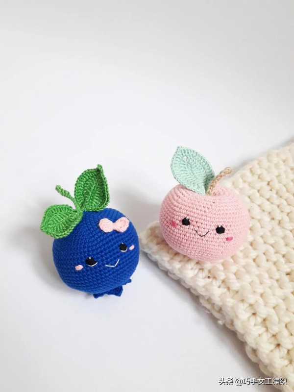 用零線就把蔬菜水果鉤得如此逼真，比新鮮的還要美