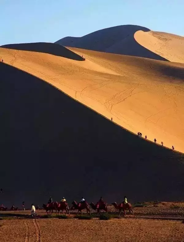 敦煌有多偉大，它就有多遺憾