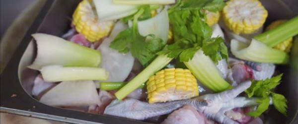 福建大排檔賣柴火雞6年,日賣300只,人均30元,位置全靠搶 福建大排檔賣柴火雞6年,日賣300只,人均30元,位置全靠搶