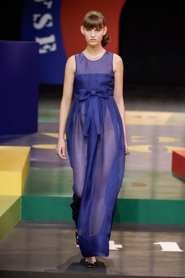 土成這樣的迪奧，你還愛嗎？