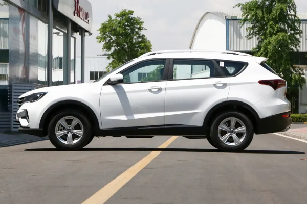 捷途X70M&colon;配1&period;5T發動機&plus;6DCT變速箱，動力平順