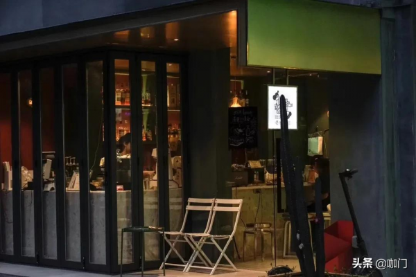 開店半年負債30萬：咖啡今年這麼火，生意卻更難做了？