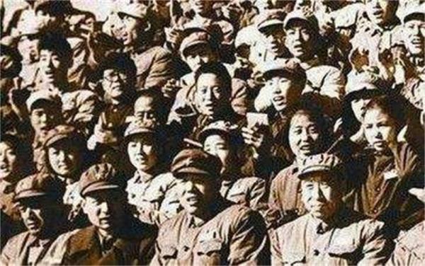 中國首枚原子彈爆炸成功，毛主席卻要求先通知日本，這究竟是為何