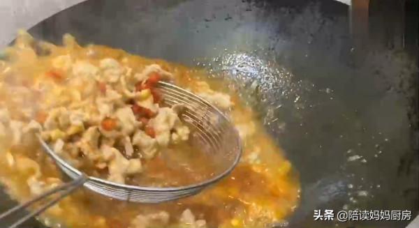 川味水煮肉片家常做法，這個方法不敢說很正宗，但是超地道