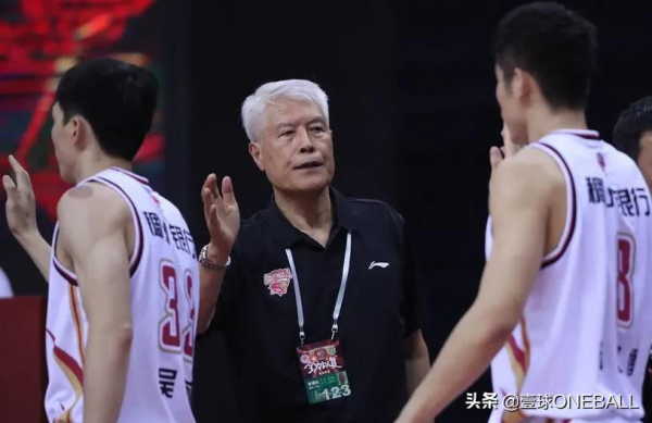 2億熱搜出圈,蔣興權老爺子值得 2億熱搜出圈,蔣興權老爺子值得