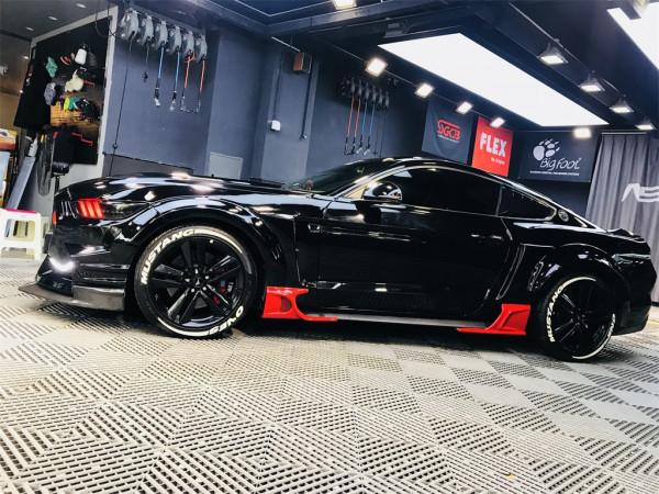 5套輪轂4套包圍 打造全球獨一無二的寬體福特Mustang