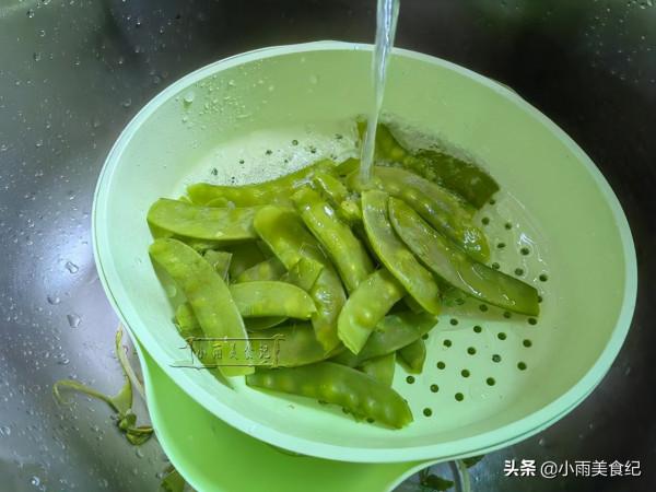 給中老年人的建議，冬天少吃肉多吃它，5塊炒一盤，營養又美味