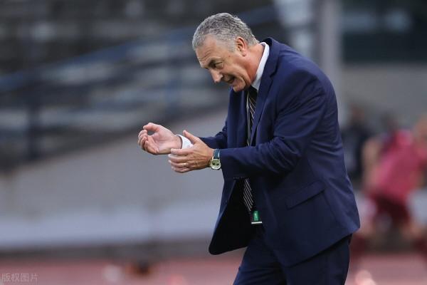 世預賽 厄瓜多剛將和阿根廷分差縮小 就爆冷遭墊底弱旅逆轉 世預賽 厄瓜多剛將和阿根廷分差縮小 就爆冷遭墊底弱旅逆轉