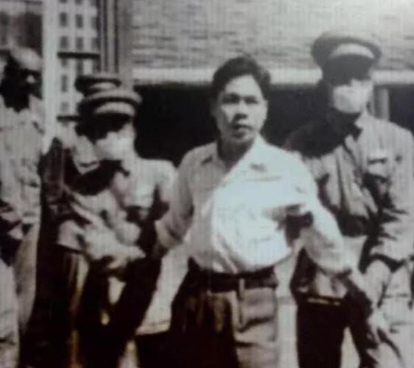 毛主席訪蘇回國，毛人鳳計劃暗殺，李克農一封電報讓他氣急敗壞