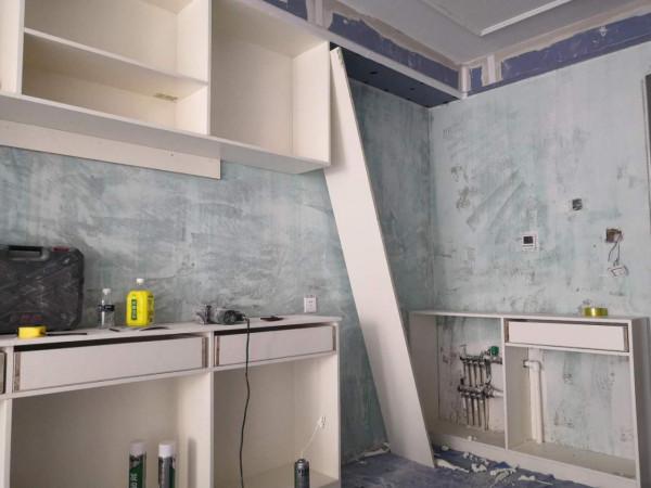 同樣的板材，木工打櫃子與定製櫃子，哪個更划算？一文解答清楚