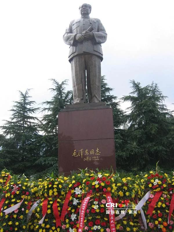 偉大領袖毛主席128週年誕辰有感