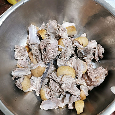 新手增強自信心的暖暖胃,燜羊排!上桌秒光碟 新手增強自信心的暖暖胃,燜羊排!上桌秒光碟