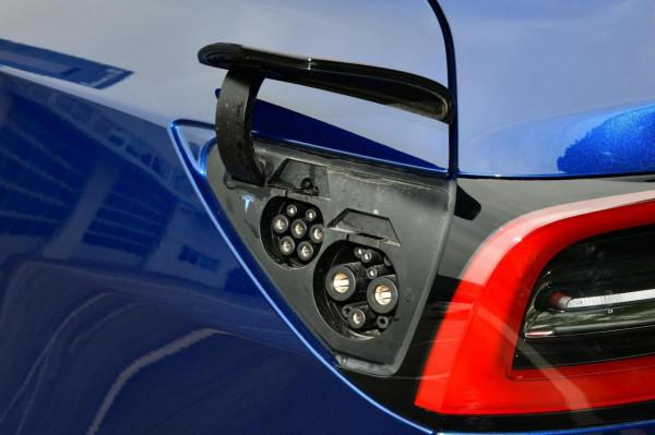 23萬買下Mdoel 3，用車成本高不高？算算就知道了