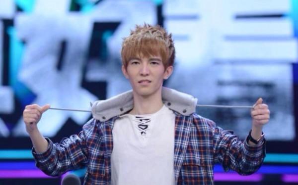 “宿命中的對手”韓寒郭敬明,為何二人差距越來越大? “宿命中的對手”韓寒郭敬明,為何二人差距越來越大?