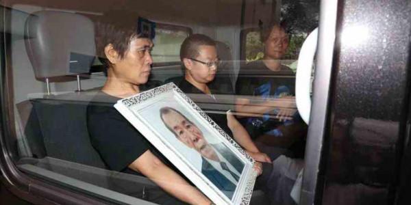 李兆基：黑幫出身，名震香港，為何卻連父親的靈堂都進不去？