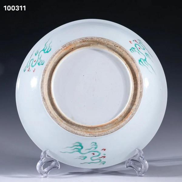 迴流 五彩祥龍戲珠紋賞盤規格：直徑28.3cm