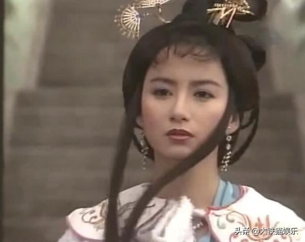 8對撞名的異性明星,誰不紅誰尷尬,有人互幫互助,有人悄然改名 8對撞名的異性明星,誰不紅誰尷尬,有人互幫互助,有人悄然改名