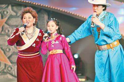 吉祥三寶現狀：布仁心梗離世，烏日娜撐起整個家，女兒結婚生子