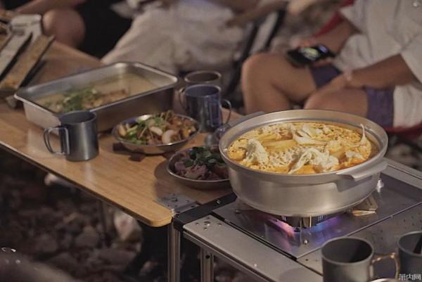 小夥花五六萬買裝備！最近不少年輕人入坑，有人卻說再也不想去了