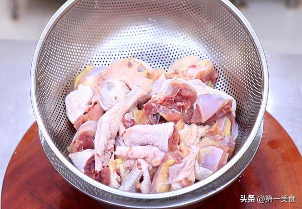 沙灣大盤雞怎麼做才好吃?廚師長教你做法和技巧,麻辣鮮香又入味 沙灣大盤雞怎麼做才好吃?廚師長教你做法和技巧,麻辣鮮香又入味