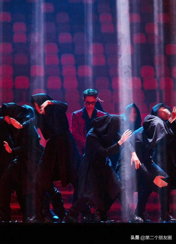 張藝興年底好忙，6個跨年晚會：有實力就是好