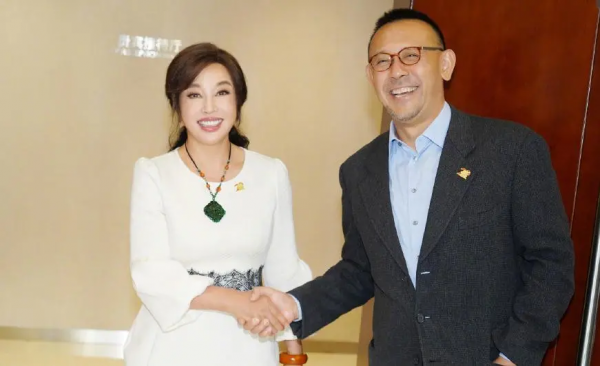 劉曉慶,那個不斷拋棄時代的女人 劉曉慶,那個不斷拋棄時代的女人