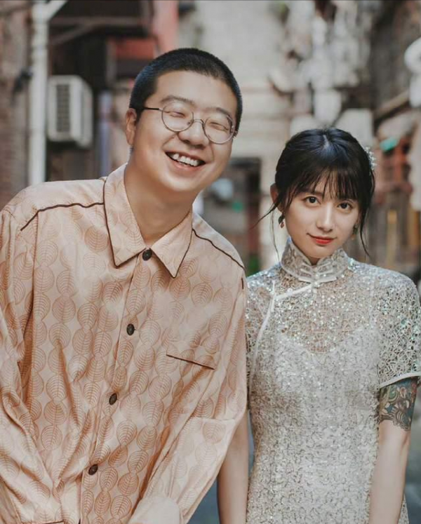 閃離追真愛，因子女隱瞞婚變10年，2021年明星為啥扎堆兒離婚