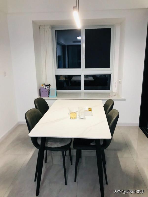 新房入住兩個月,每天收拾打掃乾淨,電視牆不做一點造型太滿意了 新房入住兩個月,每天收拾打掃乾淨,電視牆不做一點造型太滿意了