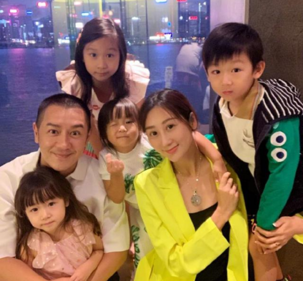 7對超生的明星夫妻：有人5年連生4娃，有人78歲還敢產子