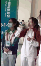 全運會賽場：銅牌楊倩無緣奪金，難道這是讓隊友奪金，自己冷落