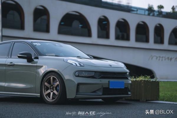 BLOX 車主記-百看不厭的灰調卡其綠,領克03+改裝分享 BLOX 車主記-百看不厭的灰調卡其綠,領克03+改裝分享