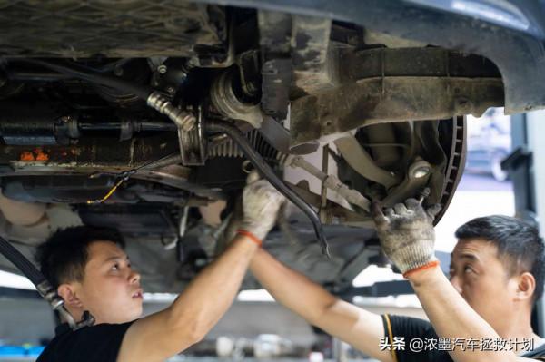 「典藏座駕」整備一臺經典的寶馬E66,於所到之處書寫下闊瀾人生 「典藏座駕」整備一臺經典的寶馬E66,於所到之處書寫下闊瀾人生